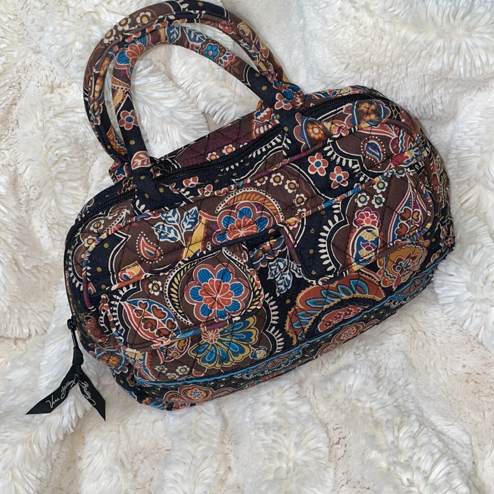 Vera Bradley: Kensington Brown Handbag - Picture 2 of 6
